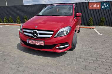 Хэтчбек Mercedes-Benz B-Class 2016 в 