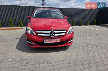 Хэтчбек Mercedes-Benz B-Class 2016 в 