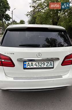 Хетчбек Mercedes-Benz B-Class 2017 в 