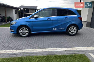 Хетчбек Mercedes-Benz B-Class 2016 в Тернополі