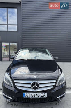 Хетчбек Mercedes-Benz B-Class 2013 в 