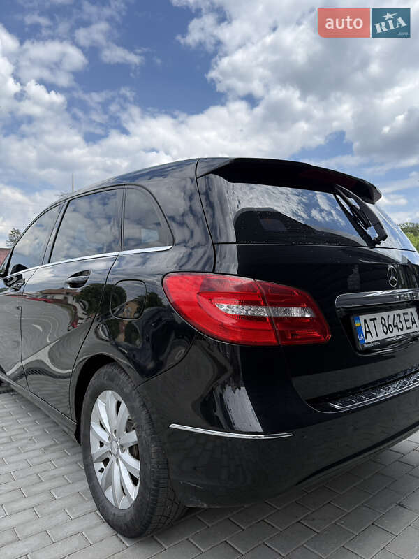 Хетчбек Mercedes-Benz B-Class 2013 в Снятині