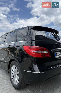 Хетчбек Mercedes-Benz B-Class 2013 в 