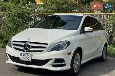 Хетчбек Mercedes-Benz B-Class 2014 в 