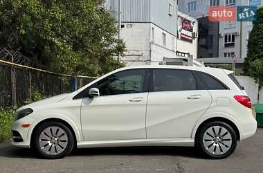 Хетчбек Mercedes-Benz B-Class 2014 в 