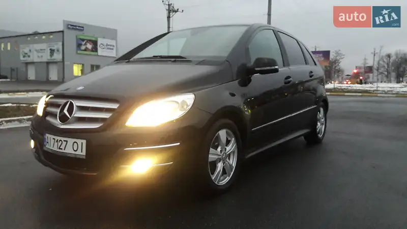 Mercedes-Benz B-Class 2011