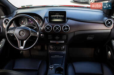 Хэтчбек Mercedes-Benz B-Class 2016 в 