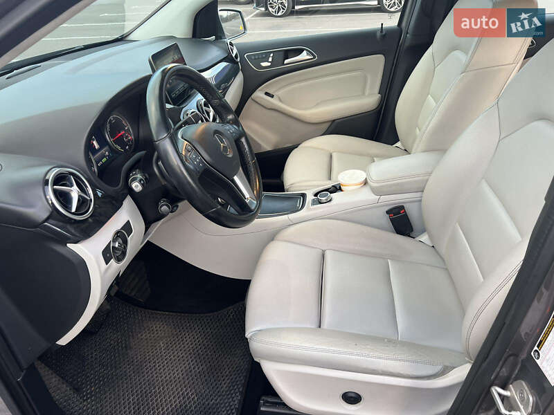 Хетчбек Mercedes-Benz B-Class 2017 в Рівному