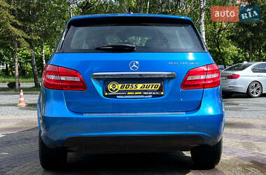 Хэтчбек Mercedes-Benz B-Class 2014 в 