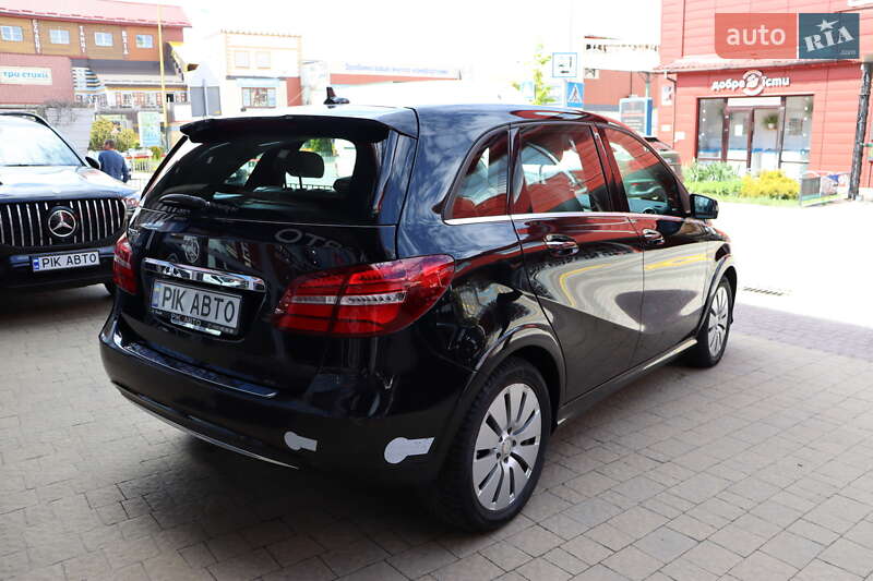 Хэтчбек Mercedes-Benz B-Class 2016 в Львове