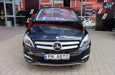 Хетчбек Mercedes-Benz B-Class 2016 в 