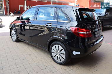 Хетчбек Mercedes-Benz B-Class 2016 в 