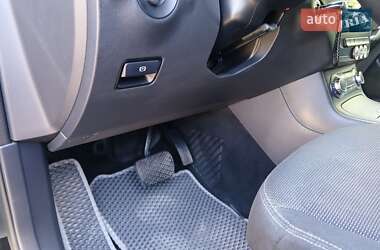Хэтчбек Mercedes-Benz B-Class 2012 в 