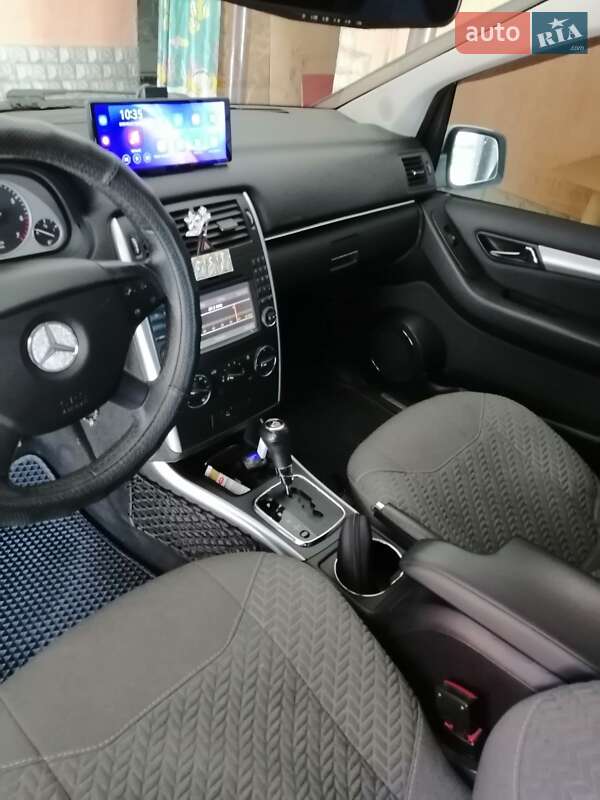 Хетчбек Mercedes-Benz B-Class 2009 в Сумах