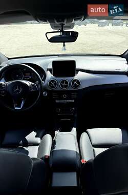 Хэтчбек Mercedes-Benz B-Class 2015 в 