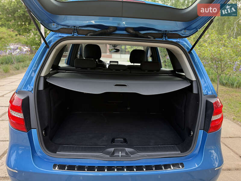 Хэтчбек Mercedes-Benz B-Class 2013 в Одессе