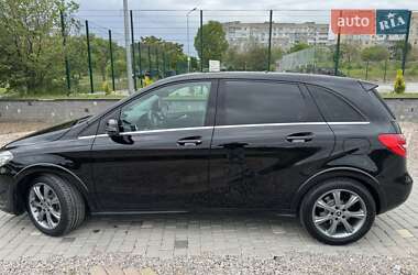 Хэтчбек Mercedes-Benz B-Class 2014 в 