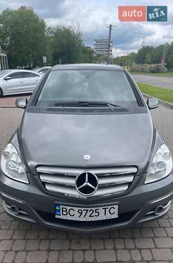 Хэтчбек Mercedes-Benz B-Class 2009 в 