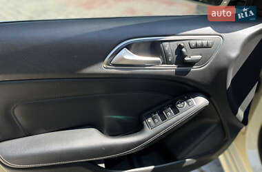 Хэтчбек Mercedes-Benz B-Class 2014 в 