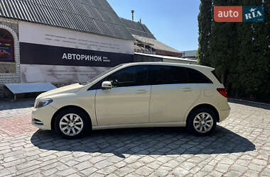 Хэтчбек Mercedes-Benz B-Class 2014 в 