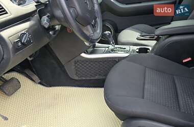 Хетчбек Mercedes-Benz B-Class 2011 в 