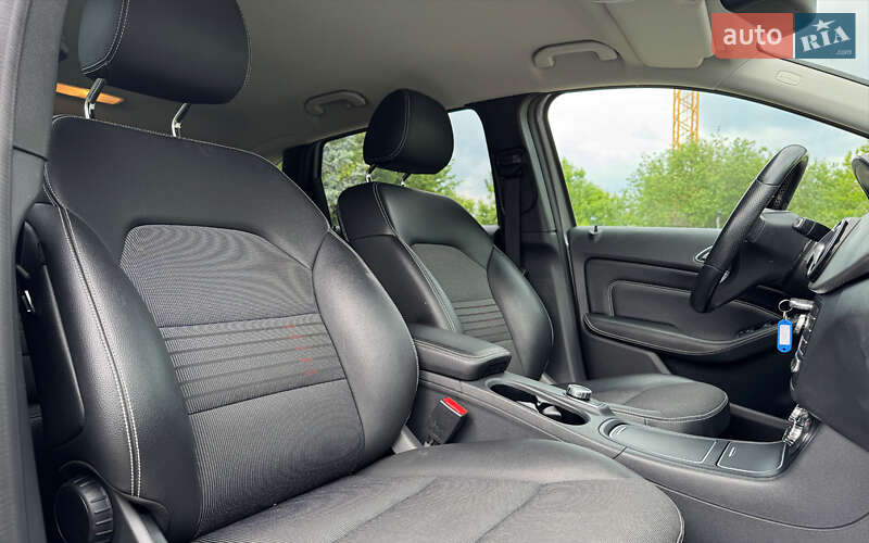 Хетчбек Mercedes-Benz B-Class 2015 в Львові