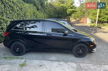Хэтчбек Mercedes-Benz B-Class 2014 в 