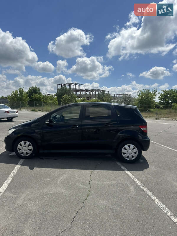 Хэтчбек Mercedes-Benz B-Class 2006 в Киеве
