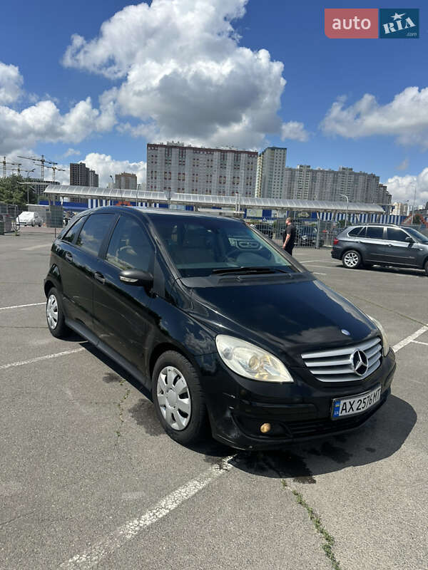 Хэтчбек Mercedes-Benz B-Class 2006 в Киеве