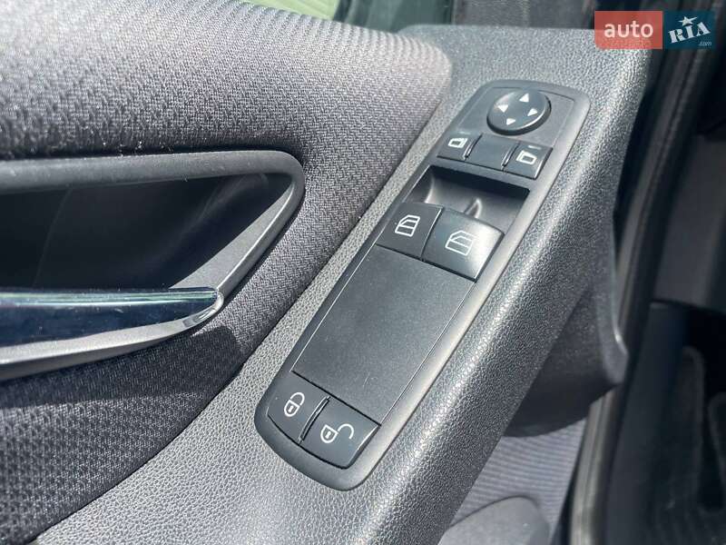 Хэтчбек Mercedes-Benz B-Class 2009 в Киеве