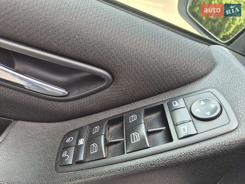 Хэтчбек Mercedes-Benz B-Class 2008 в Сумах