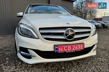 Хэтчбек Mercedes-Benz B-Class 2015 в 
