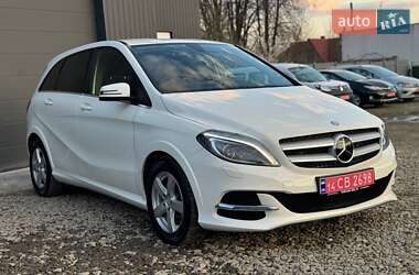 Хэтчбек Mercedes-Benz B-Class 2015 в 