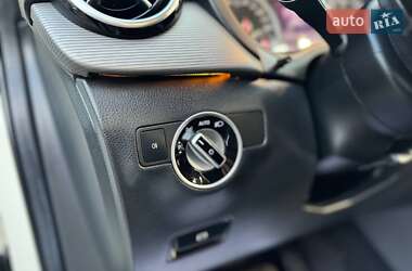 Хэтчбек Mercedes-Benz B-Class 2015 в 