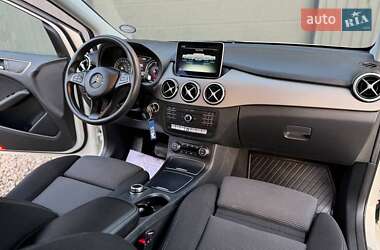 Хэтчбек Mercedes-Benz B-Class 2015 в 