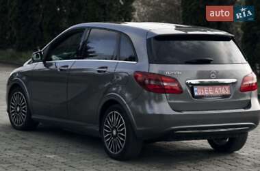 Хэтчбек Mercedes-Benz B-Class 2015 в 