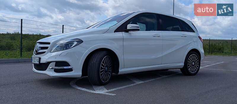 Хетчбек Mercedes-Benz B-Class 2015 в Рівному