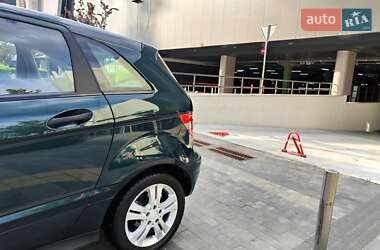 Хэтчбек Mercedes-Benz B-Class 2006 в 