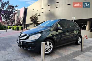 Хэтчбек Mercedes-Benz B-Class 2006 в 