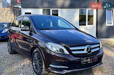 Хетчбек Mercedes-Benz B-Class 2017 в 