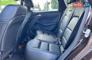 Хетчбек Mercedes-Benz B-Class 2017 в 