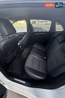Хетчбек Mercedes-Benz B-Class 2010 в 