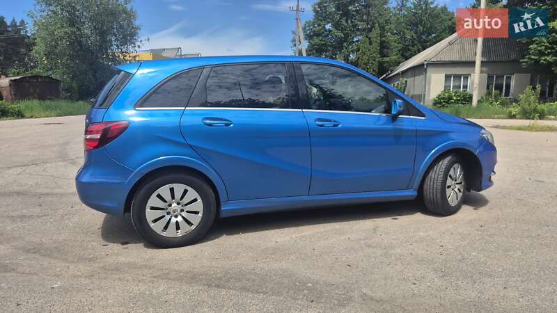 Хетчбек Mercedes-Benz B-Class 2015 в Коростишеві