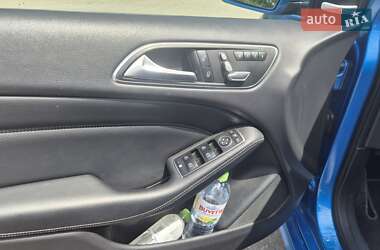 Хэтчбек Mercedes-Benz B-Class 2015 в 