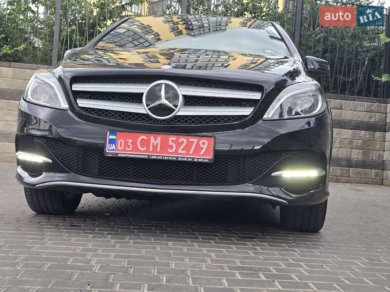 Хэтчбек Mercedes-Benz B-Class 2016 в Одессе фото 3 Хэтчбек Mercedes-Benz B-Class 2016 в Одессе
