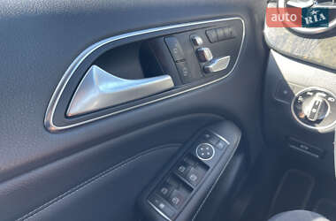 Хетчбек Mercedes-Benz B-Class 2017 в 