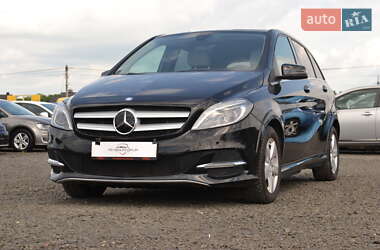 Хэтчбек Mercedes-Benz B-Class 2016 в 