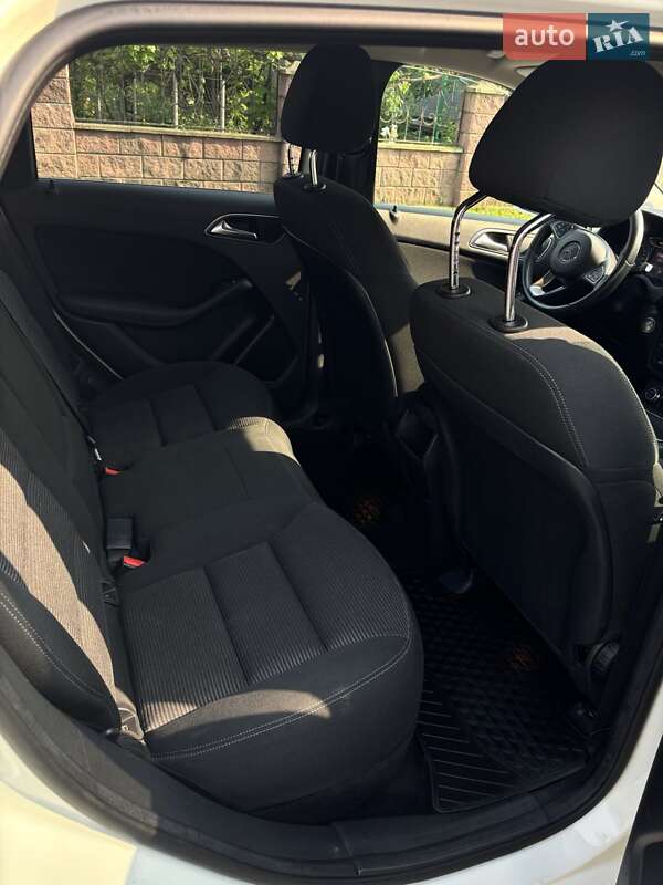 Хэтчбек Mercedes-Benz B-Class 2017 в Ровно