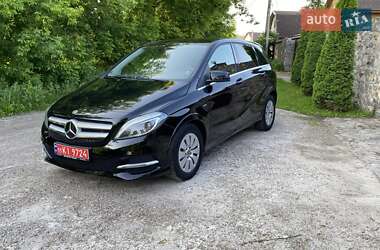 Хетчбек Mercedes-Benz B-Class 2017 в Києві