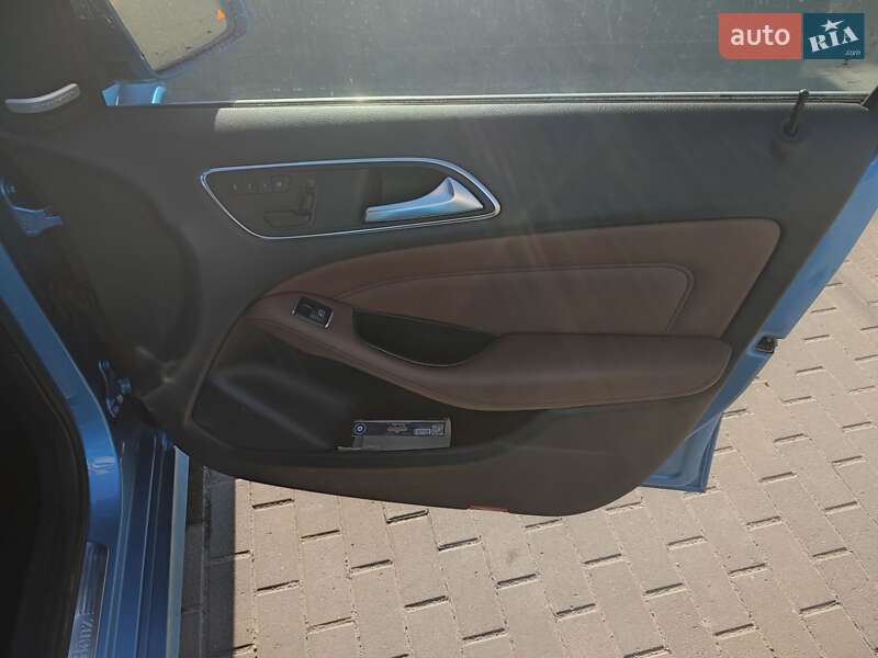 Хэтчбек Mercedes-Benz B-Class 2014 в Львове